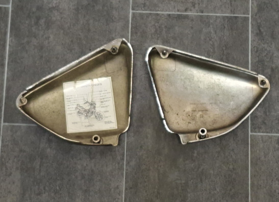 Seitenverkleidung links klein Kawasaki VN 700  750