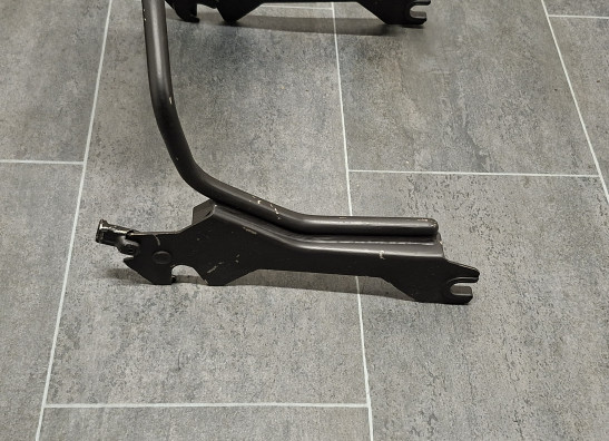 Rugsteun sissybar Harley Davidson FLSL Softail Slim