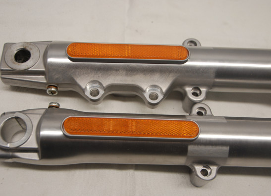 Fork pipe outside Harley Davidson Softtail