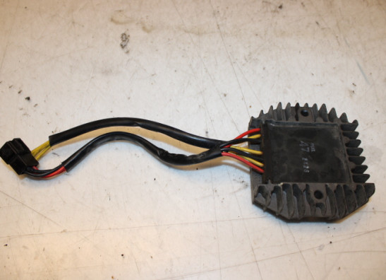 Spanningsregelaar Triumph Sprint RS