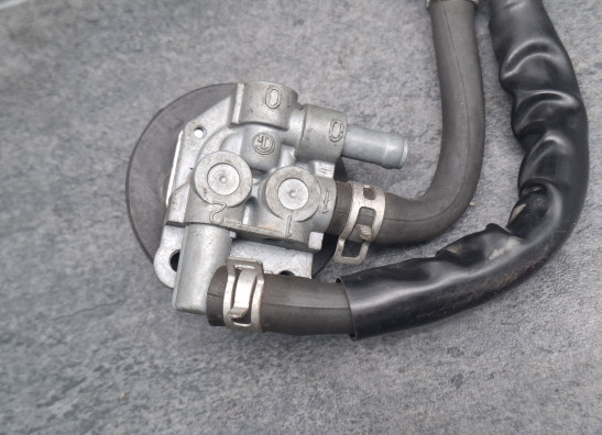 Benzinekraan Suzuki RF 900