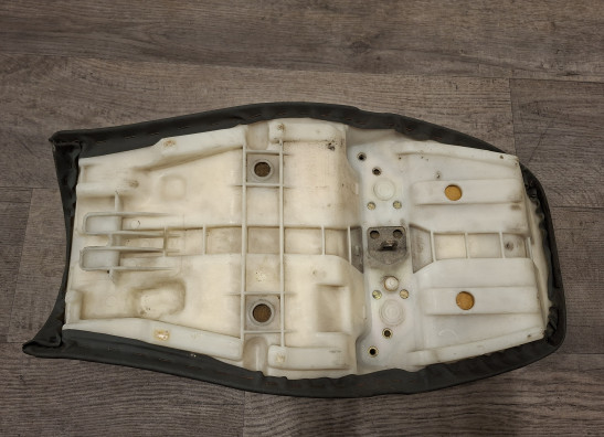 Zadel Yamaha XJ 600 Diversion