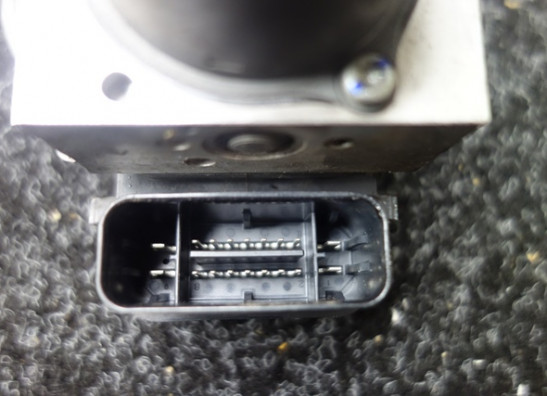 ABS pump Yamaha Tracer 700