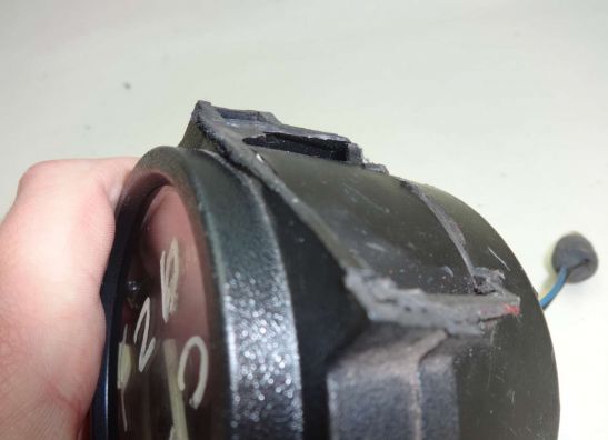 Meter Yamaha FZR 600