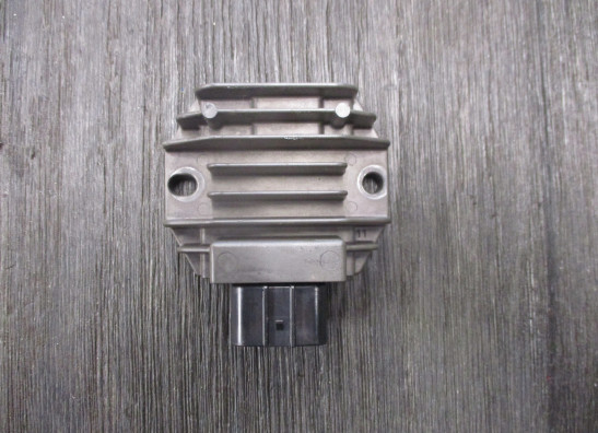 Regulator rectifier  Suzuki GSX S 750