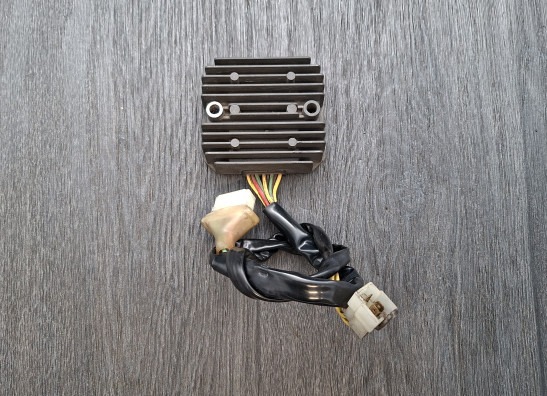 Spanningsregelaar Honda VF 700  750 C Magna