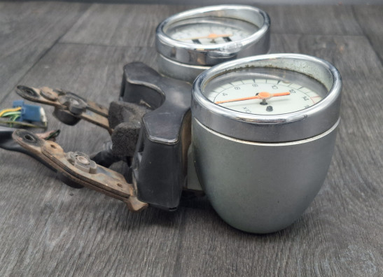 Meter combination Suzuki GSF 400 Bandit