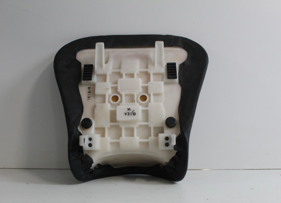 Zadel Suzuki GSX R 750