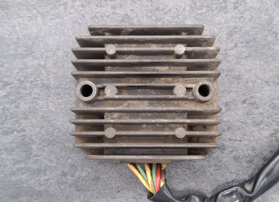 Regler Gleichrichter Honda VF 700  750 C Magna