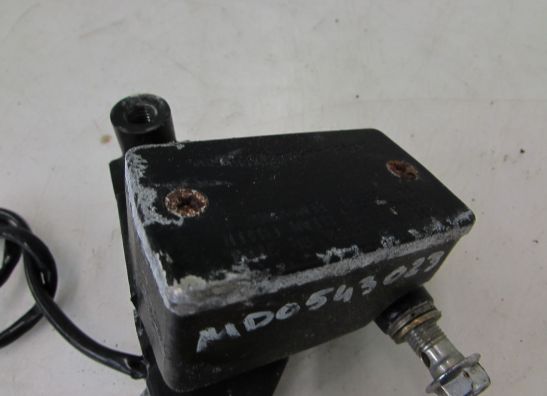 Bremszylinder vorne Suzuki GSX 400 X Impulse