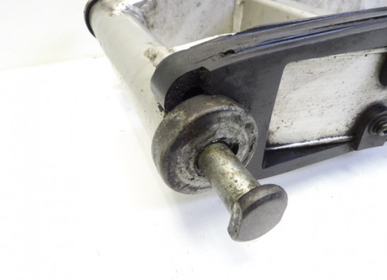 Achterbrug Yamaha FZ 750