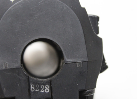 Handlebar switch assy right Suzuki GSX R 750