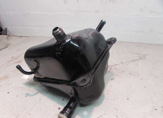 Oil reservoir Yamaha TDM