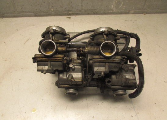 Carburetor assy Honda VF 700  750 S Sabre