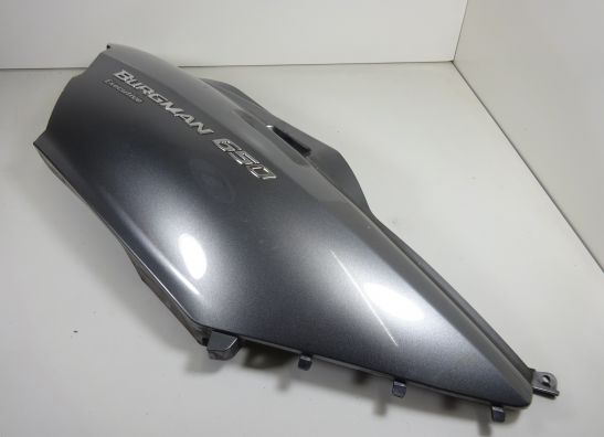 Rechter achterkant Suzuki Burgman 650