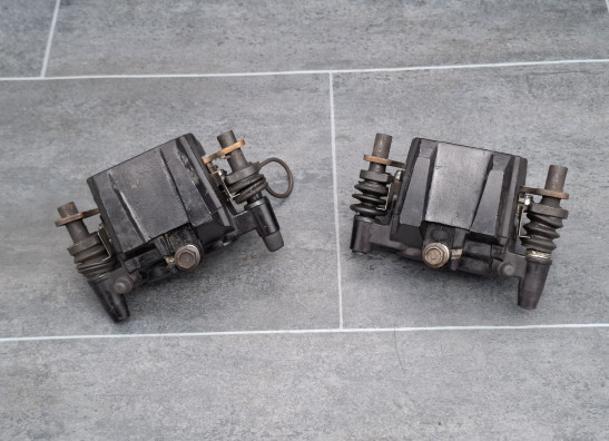 Bremssattel Bremszangen vorne Suzuki GSX 1100 G