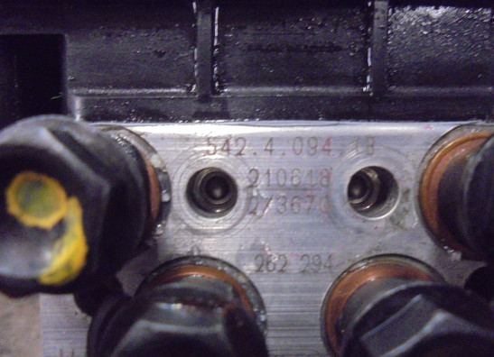 ABS pomp Ducati Streetfighter V4