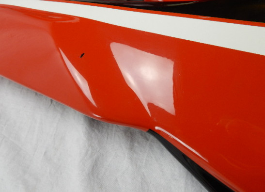 Rechter zijkuip klein Moto Guzzi Le Mans 1000