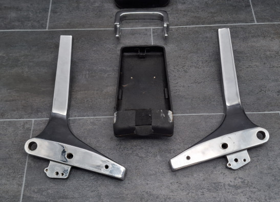 Rugsteun sissybar Suzuki VS 1400 Intruder