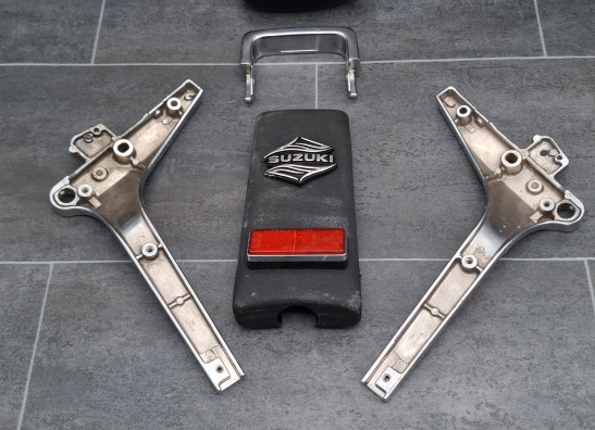 Rugsteun sissybar Suzuki VS 1400 Intruder