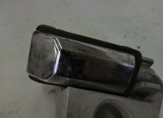 Duo voetsteun rechts Honda VF 700  750 C Magna