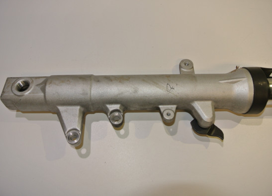 Voorpoot links compleet Suzuki GSR 600