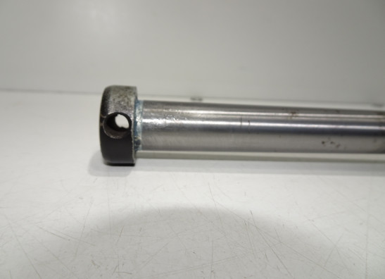 Rear axle Suzuki VS 700 Intruder