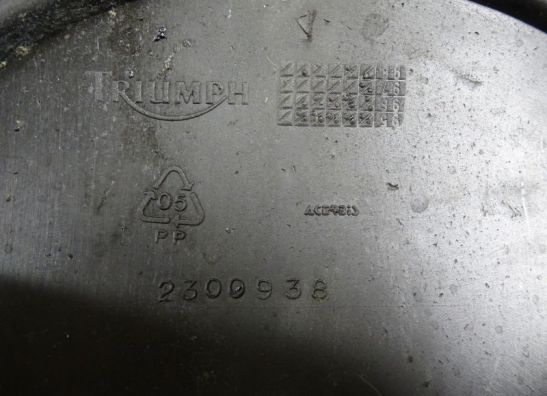 Voorspatbord Triumph Sprint ST 955