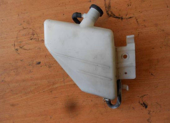 Radiator reserve tank  Suzuki GSX R 600