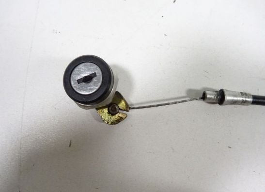 Slotenset Ducati 748