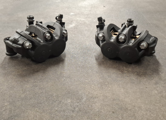 Bremssattel Bremszangen vorne Honda CRF 1000 Africa Twin