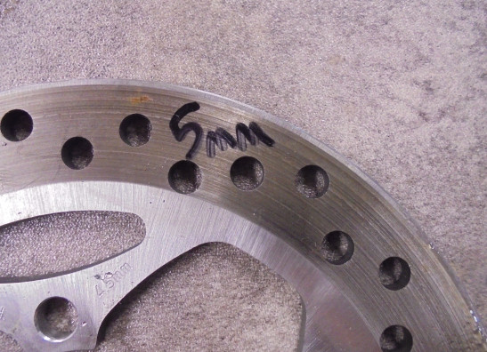 Achterremschijf Triumph Street Triple 765 RS