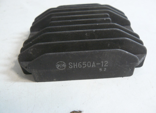 Spanningsregelaar Yamaha FZR 600