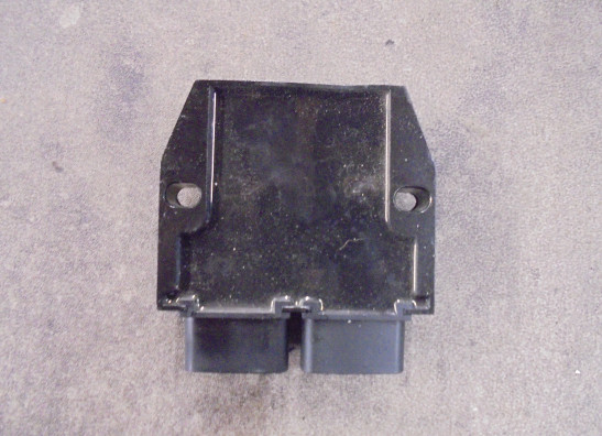 Spanningsregelaar Benelli TRK 702