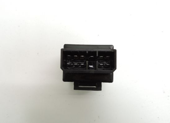 Relais Yamaha FZ 400 FAZER 