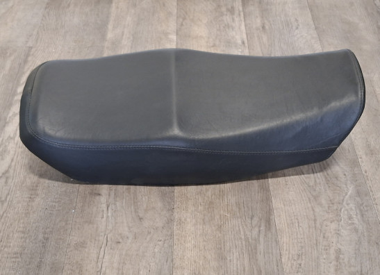 Zadel Honda CBX 750 F