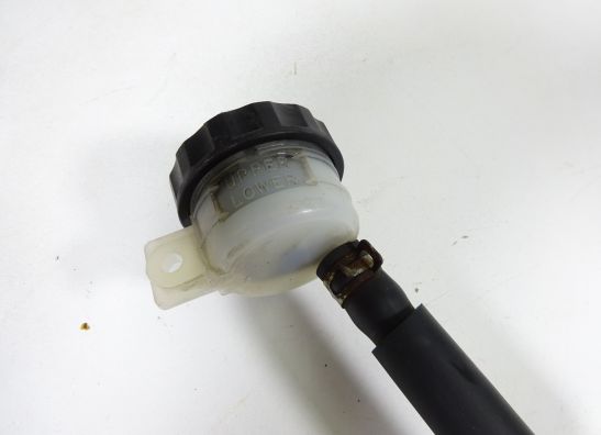 Rempomp achter Kawasaki ZX 6 R