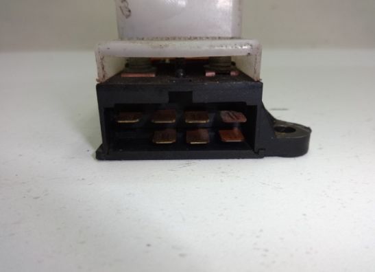 Fuse box Suzuki GSX 750