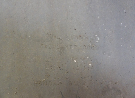 Cowl under Honda ST 1100 Pan European