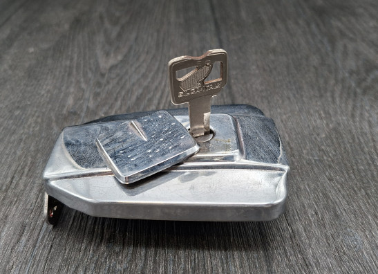 Tankdop Honda VF 700  750 S Sabre