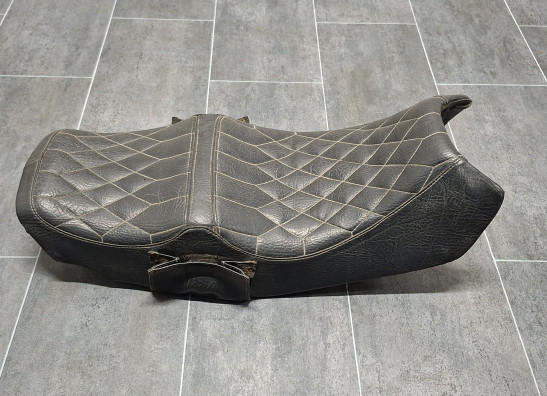 Sitzbank Honda VF 700  750 S Sabre