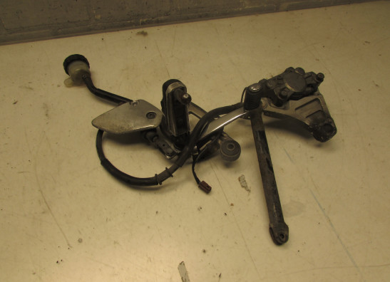Main step holder right Yamaha FAZER 600
