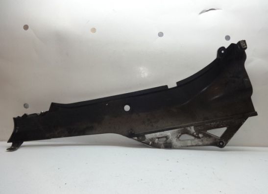 Cowl left rear Suzuki GSX F 750