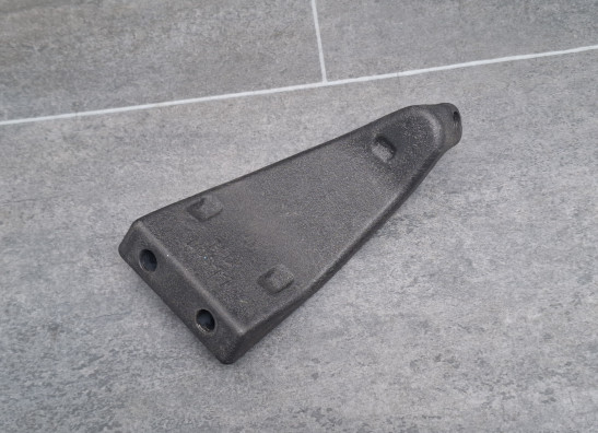 Fussrastetrager vorne links Harley Davidson FXDB Street Bob