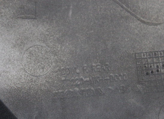 Rechter achterkant Honda X-adventure 750