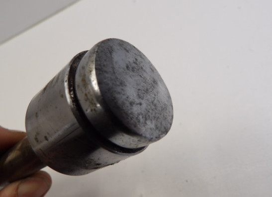 Hinterradachse Suzuki VS 800 Intruder