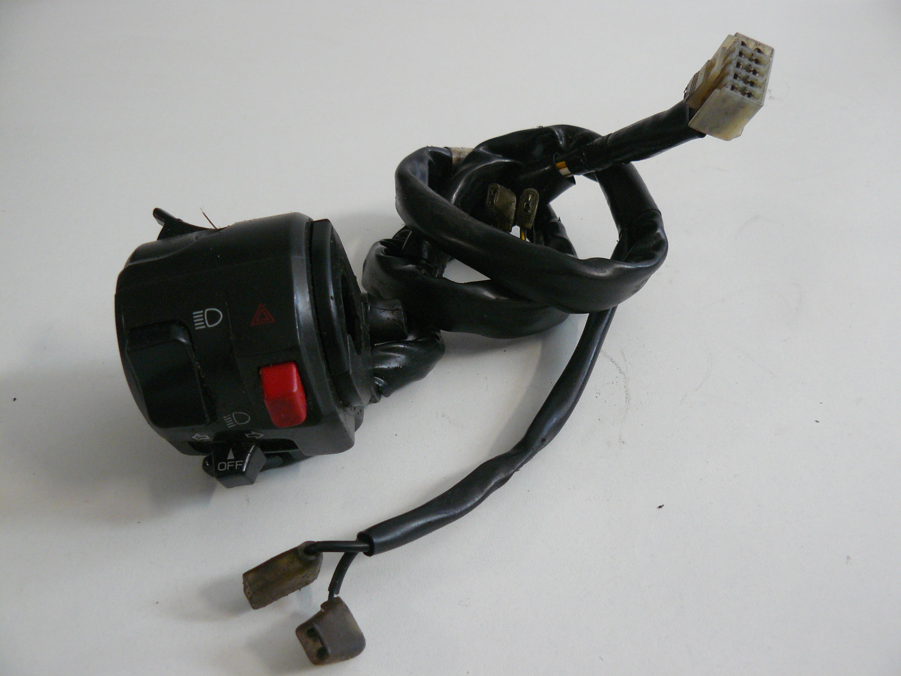 Handlebar switch assy Yamaha YZF R1 20042006